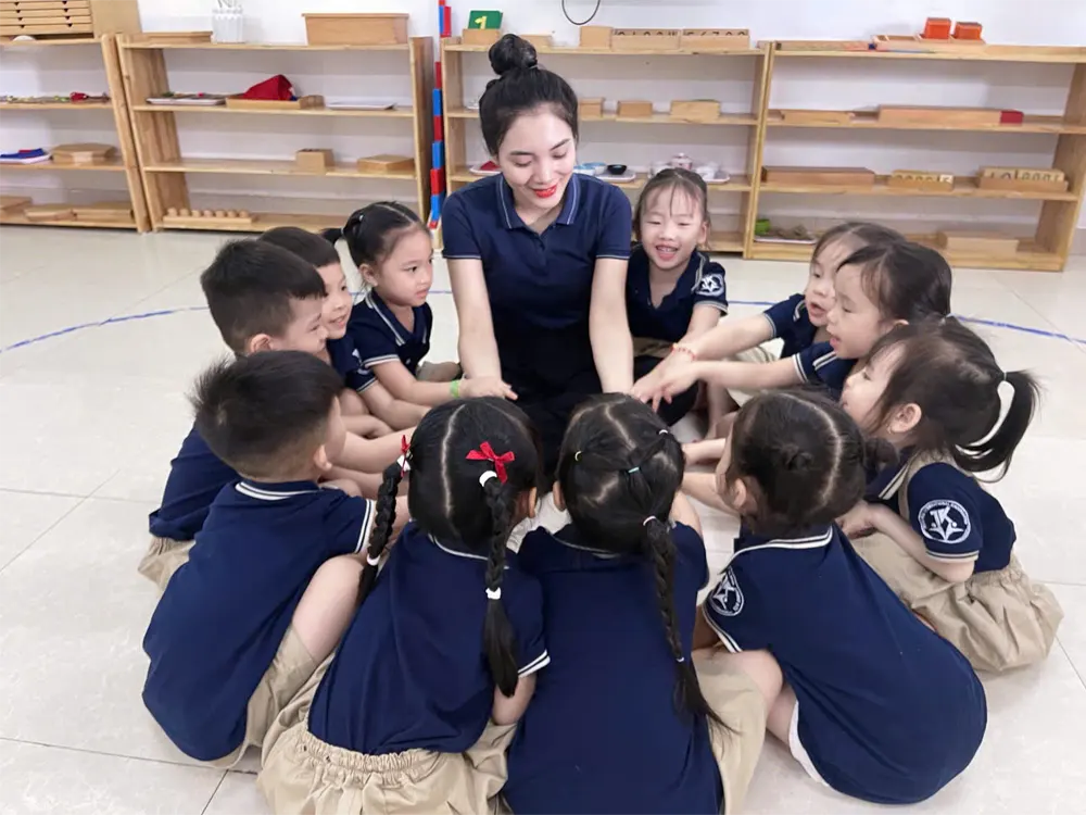 Trường mầm non trung kiên