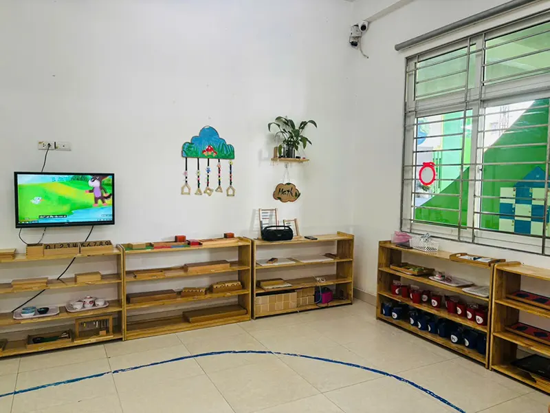 Trường mầm non trung kiên